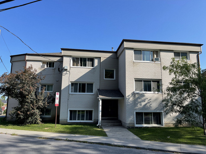 51 Balaclava St Featured Properties