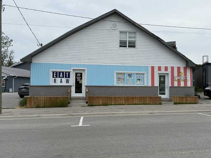 37 Main Street
