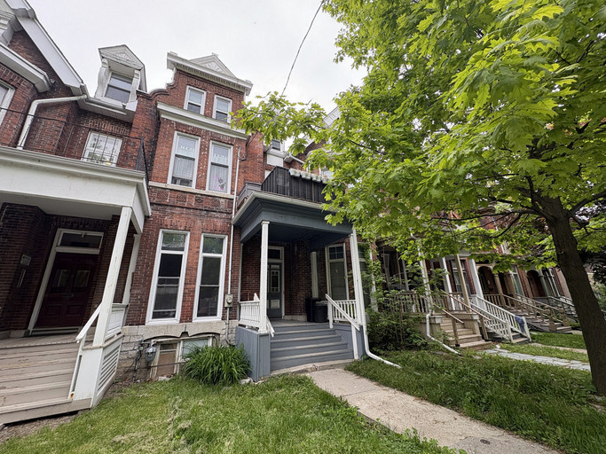 239 Johnson St 