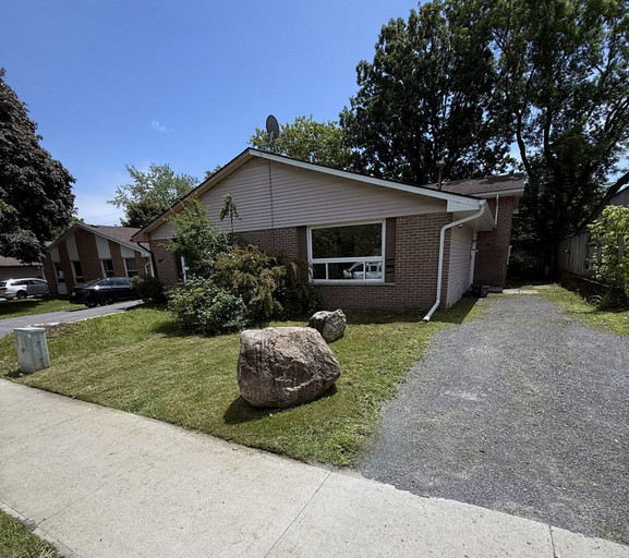 7 Calderwood Dr Featured Properties