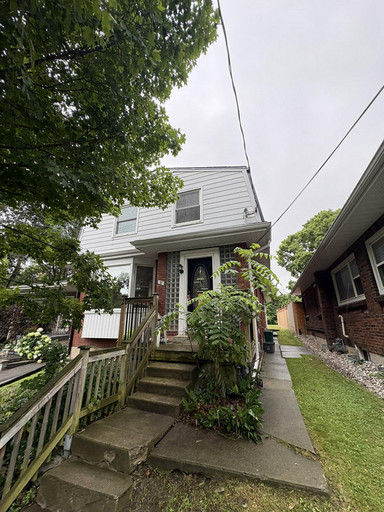 58 Centre St
