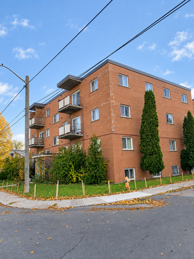 56 Lansdowne Street