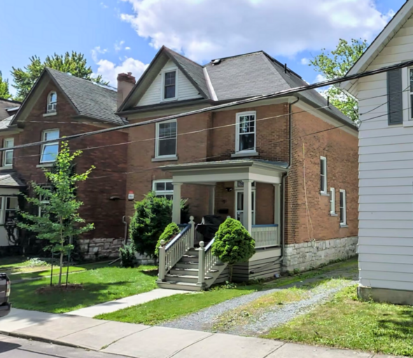 350 Albert St - [Student Rental]