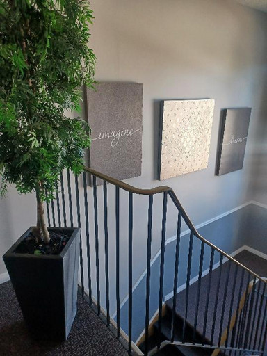 Lou Apartments