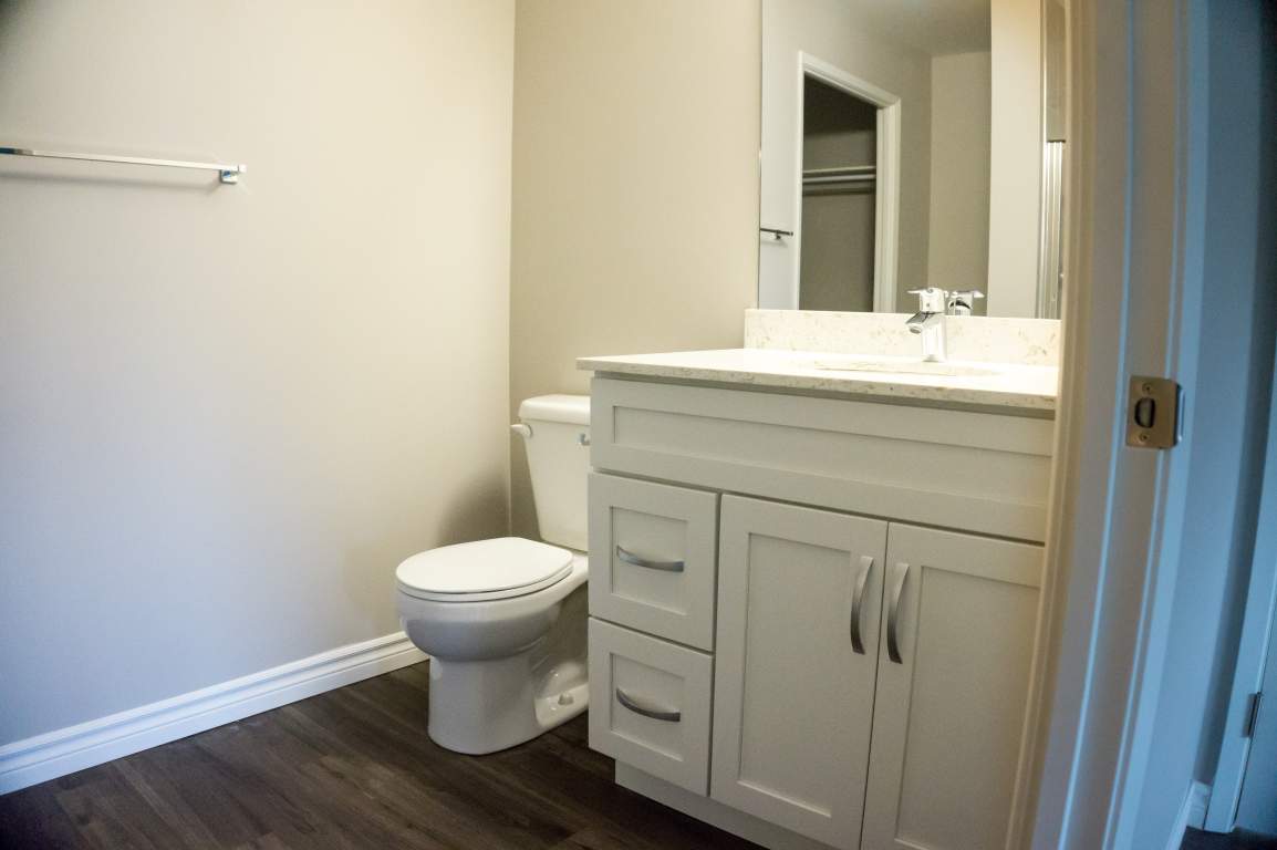 Balnar Management Linden Crossing Apartments Cambridge, Ontario