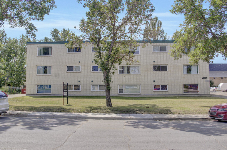 1305 23rd Ave Featured Properties