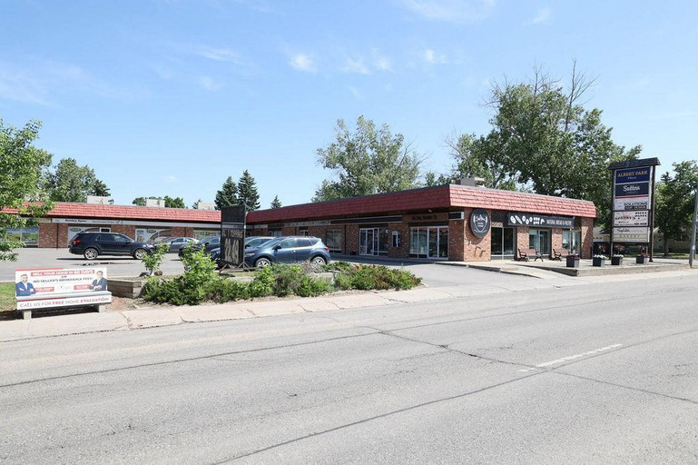 3902 Gordon Road Featured Properties