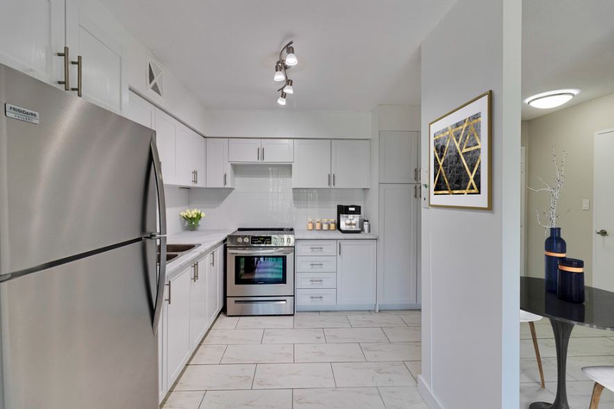 1790 Eglinton Avenue East, Toronto, ON M4A 2T3 — photo 1