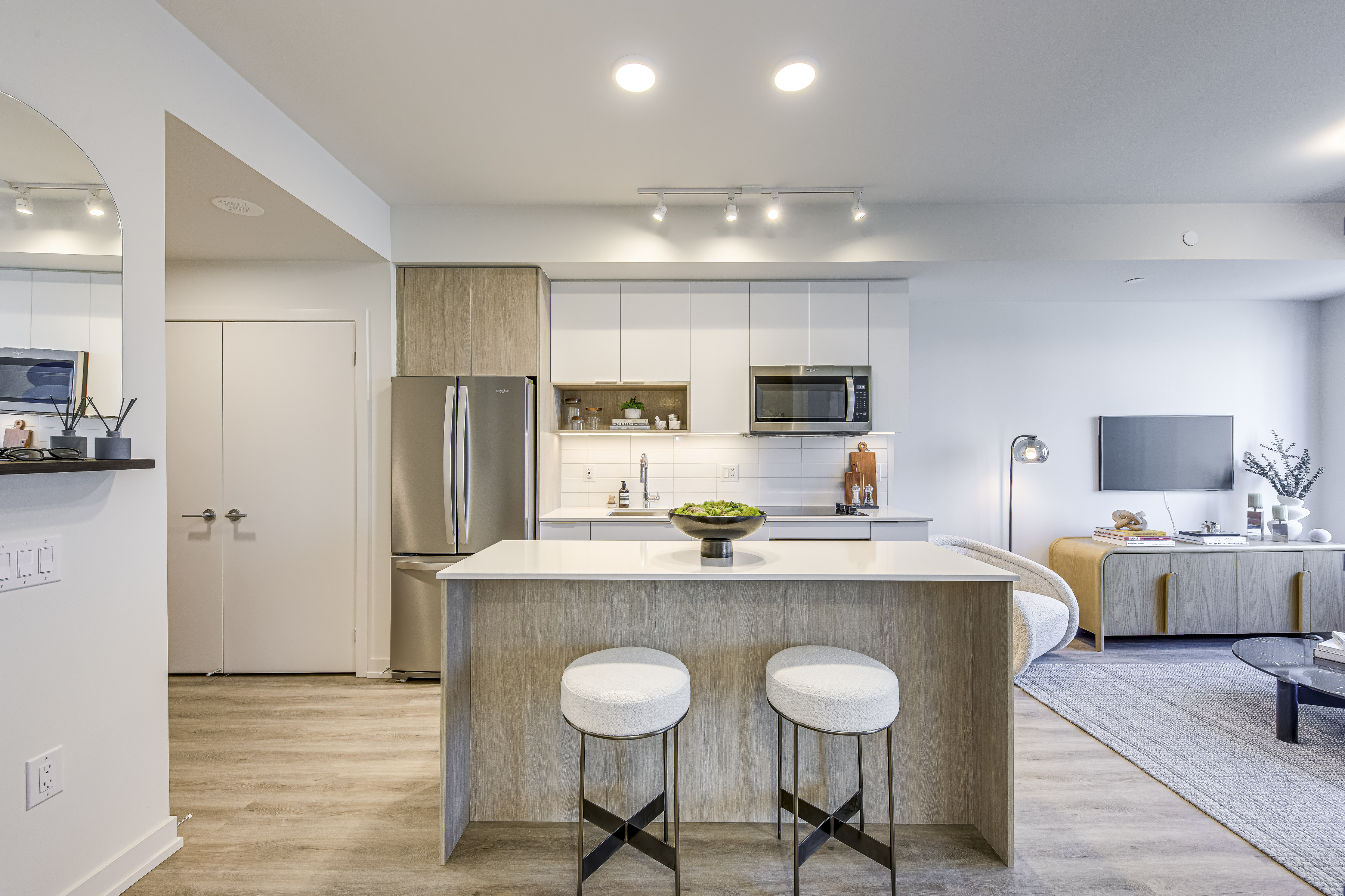 4235 Confederation Parkway, Mississauga, ON L5B 0P7 — photo 1