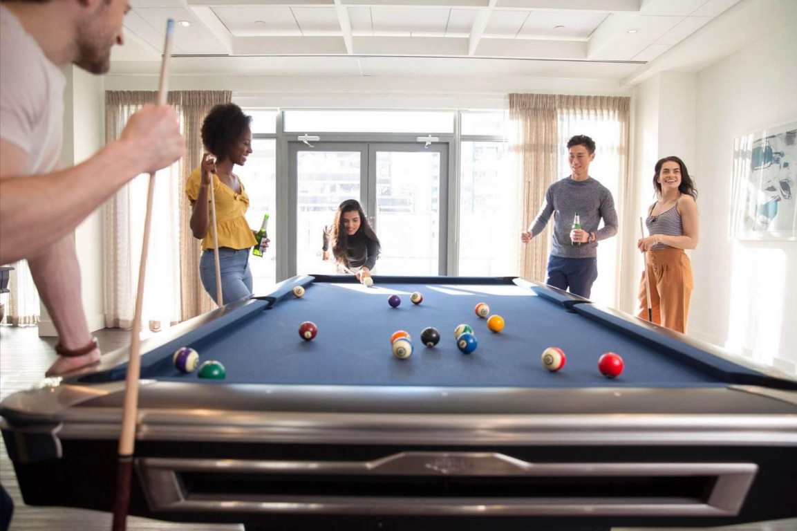 GAMES ROOM