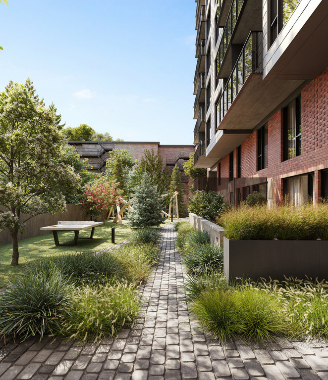 Private courtyard & playground