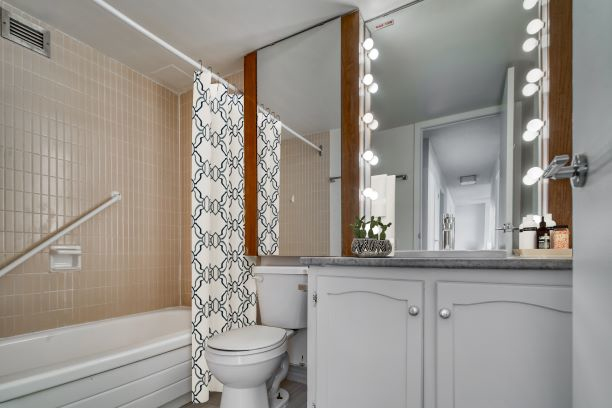 Varsity Square Apartments 7