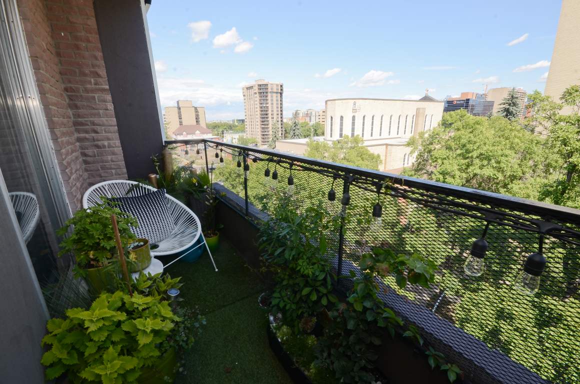 Bondel Tower Bond Apartments