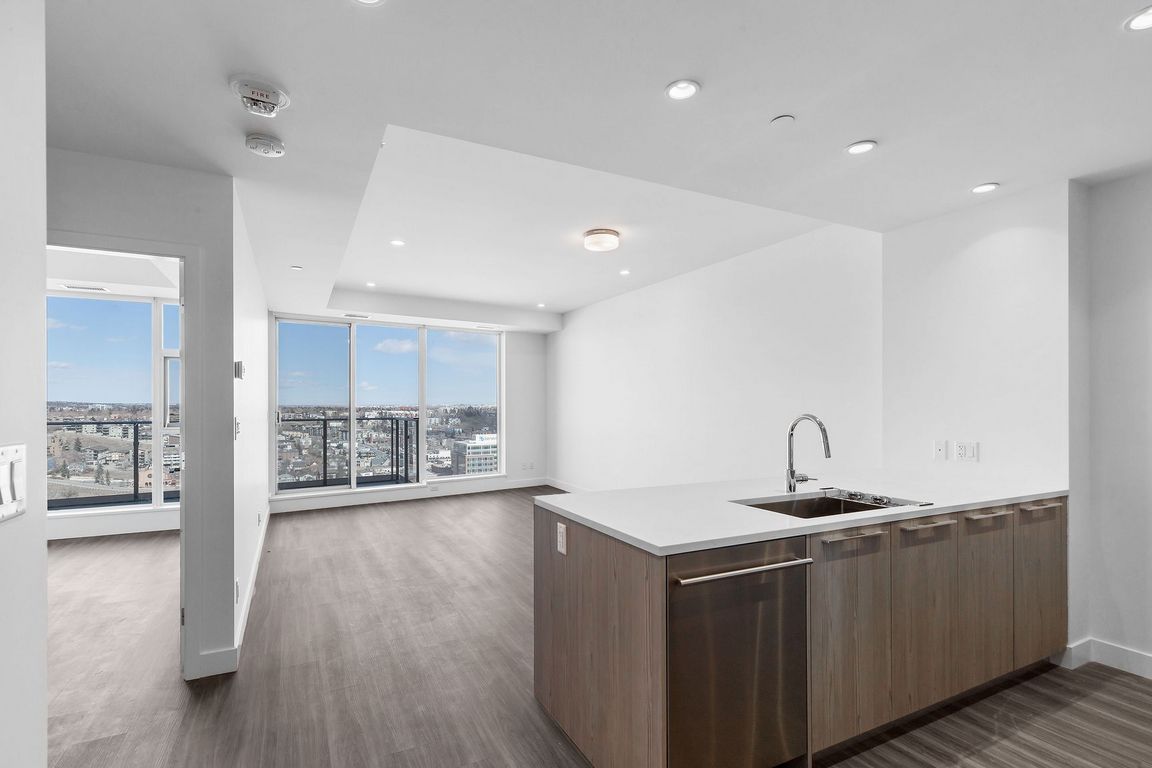 Calgary Alberta Apartments Houses and Condos For Rent