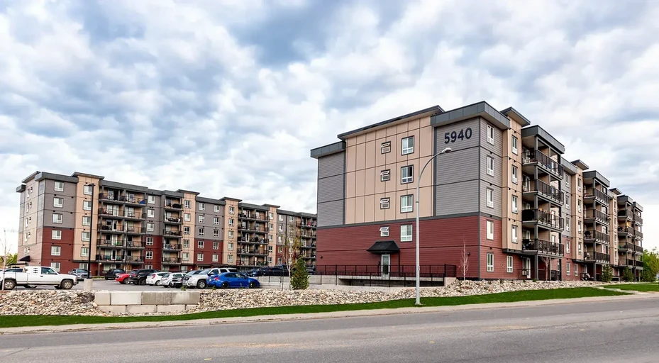 College Heights Apartments