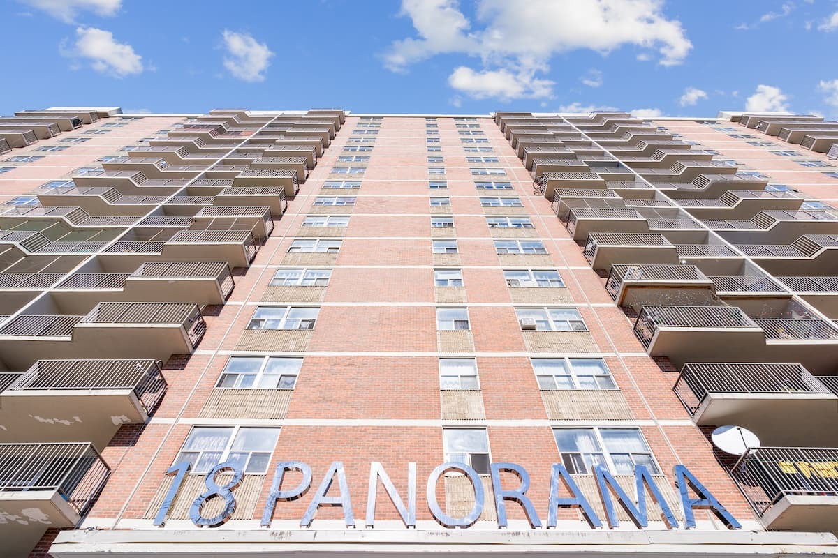 Panorama Apartments 18 Panorama Court, Etobicoke, ON
