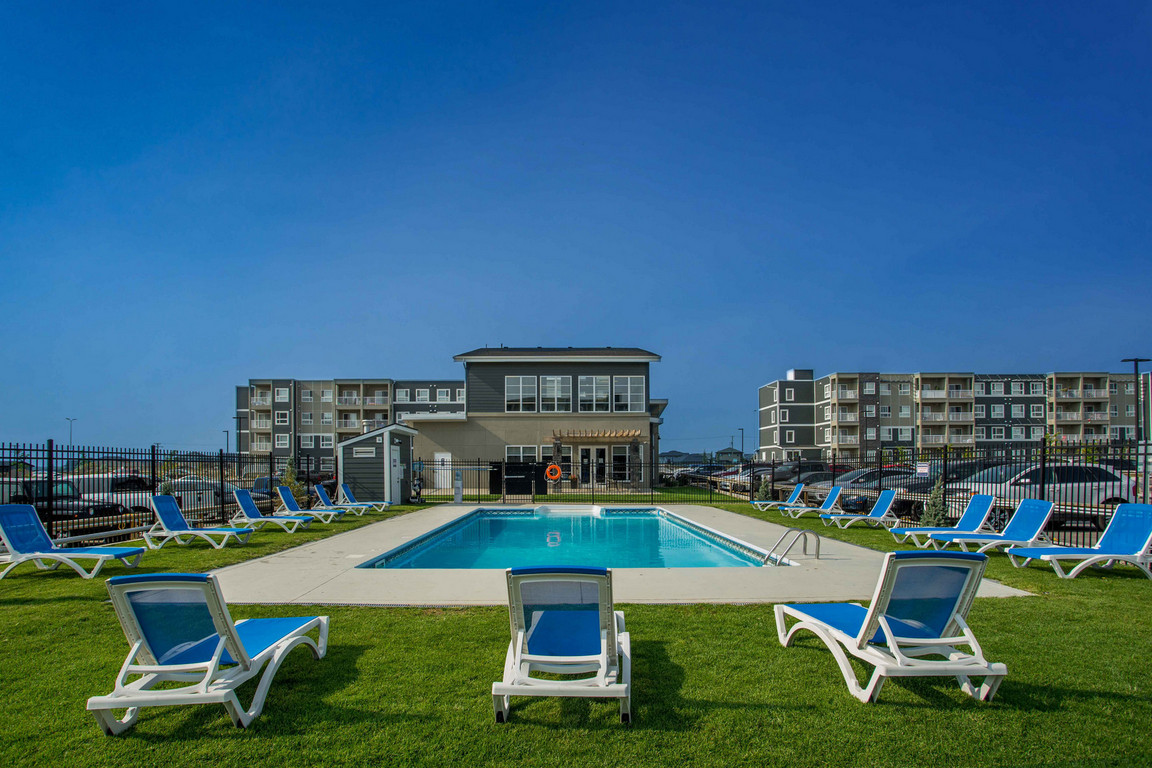 Outdoor Swimming Pool