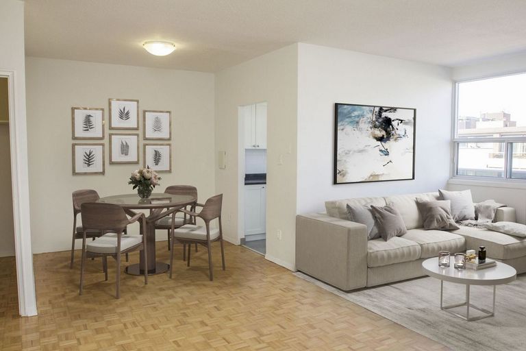 Blenheim Court Apartments Centurion Property Associates Inc.