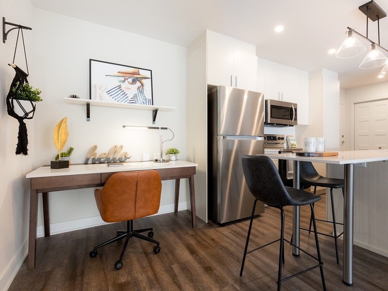 1295 Des Carrières street — photo 3