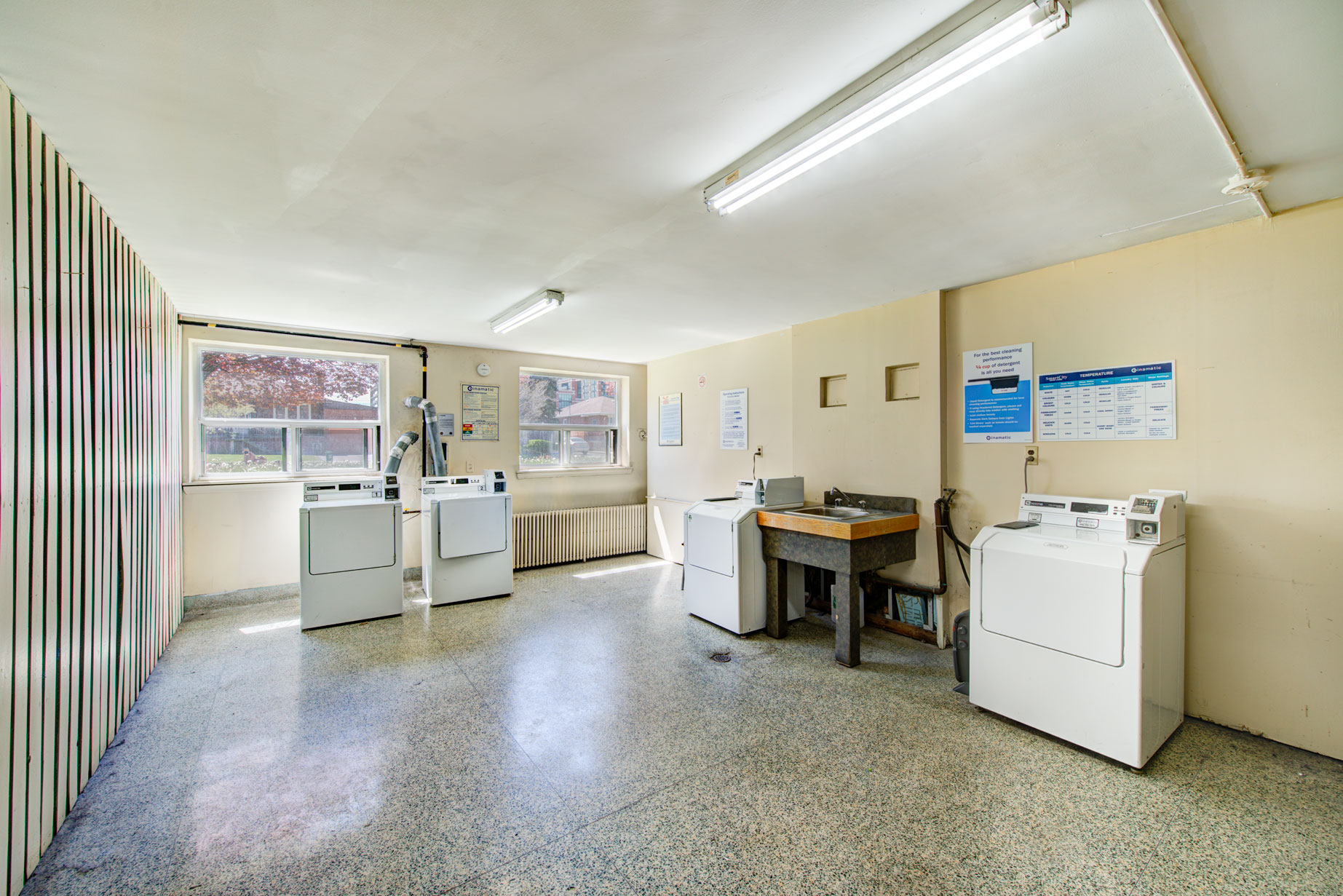 Bathurst & Wilson Apartments Toronto Compten