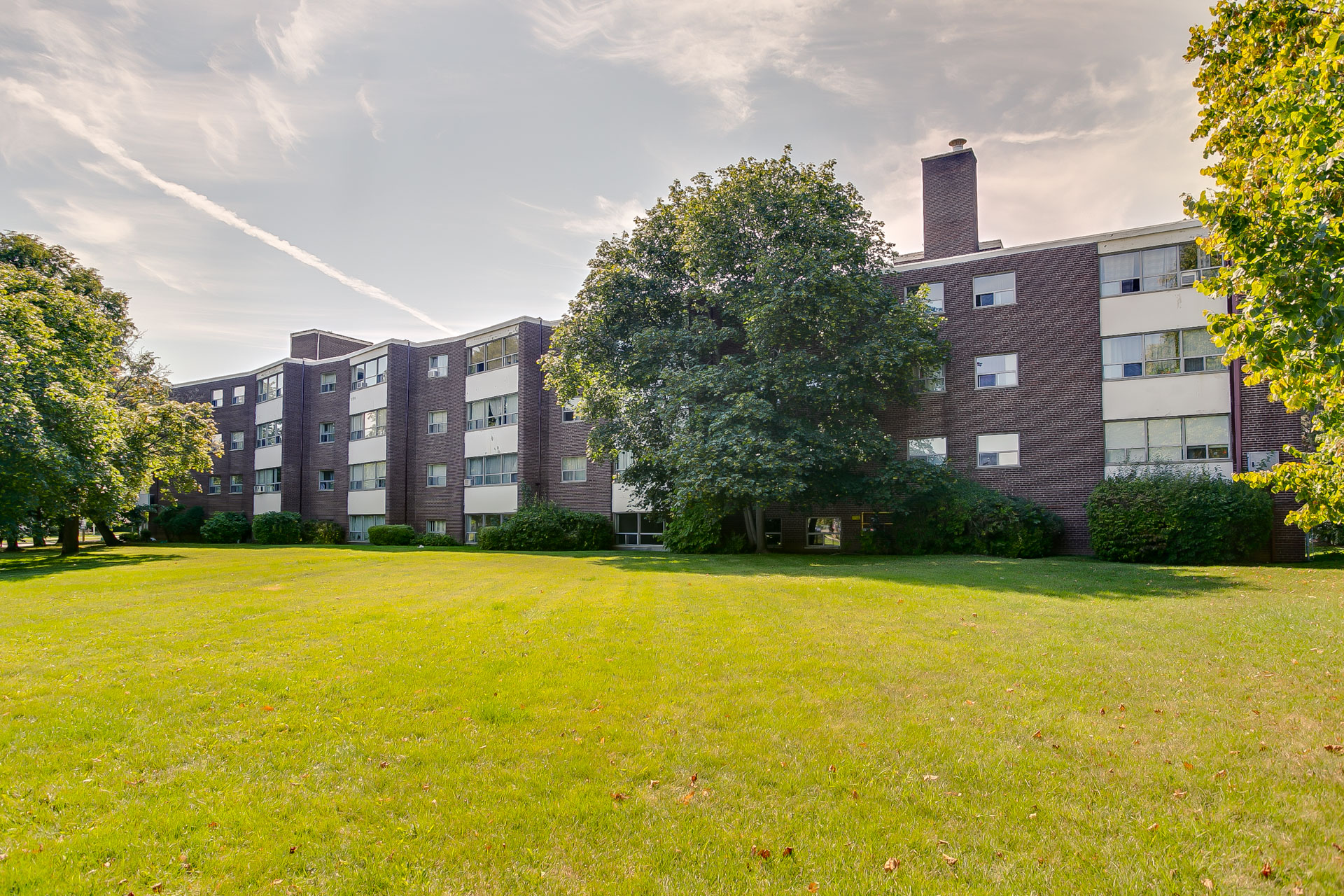 Donway Properties Don Mills and Lawrence Apartments for Rent Compten