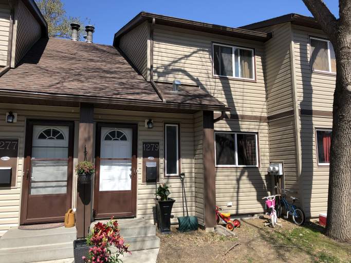 1279 Hooke Road - Townhouse in NE Overlanders | Cornerstone Management