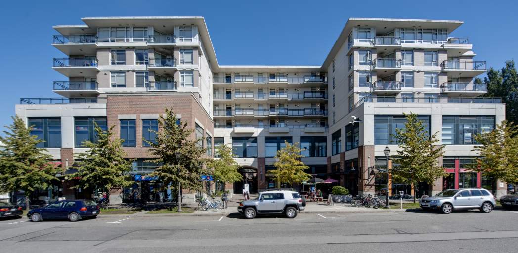 University MarketPlace Apartments Featured Properties
