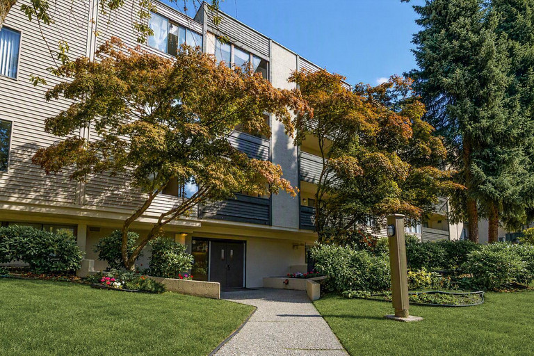 Burnside Apartments