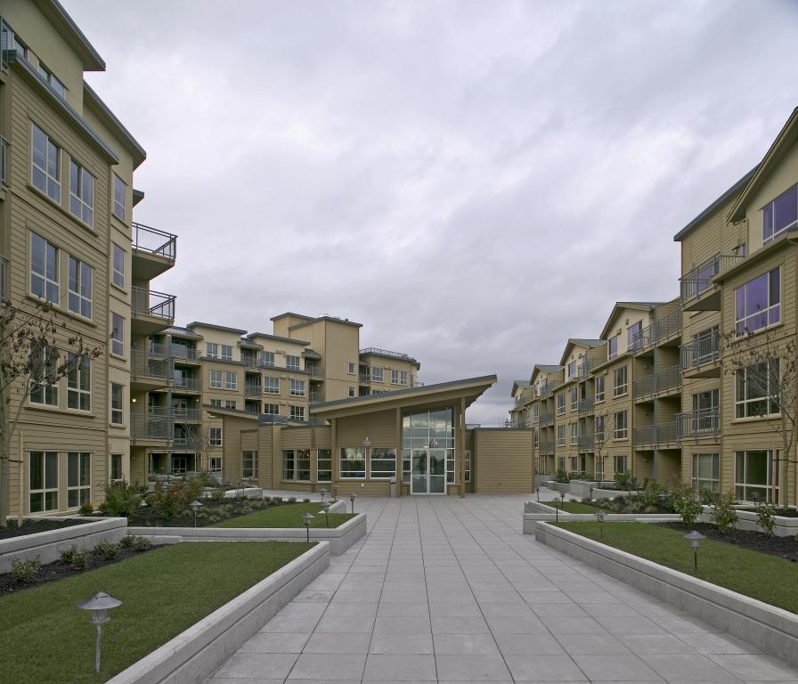 Summit at Madison Park Rental Apartments for Rent, 1819 23rd Avenue