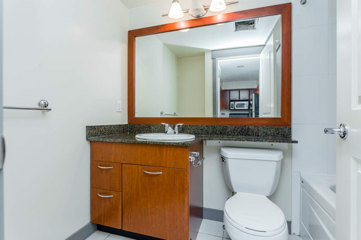 The Beresford Luxury Rental Apartments and Townhouses, 1221 Homer