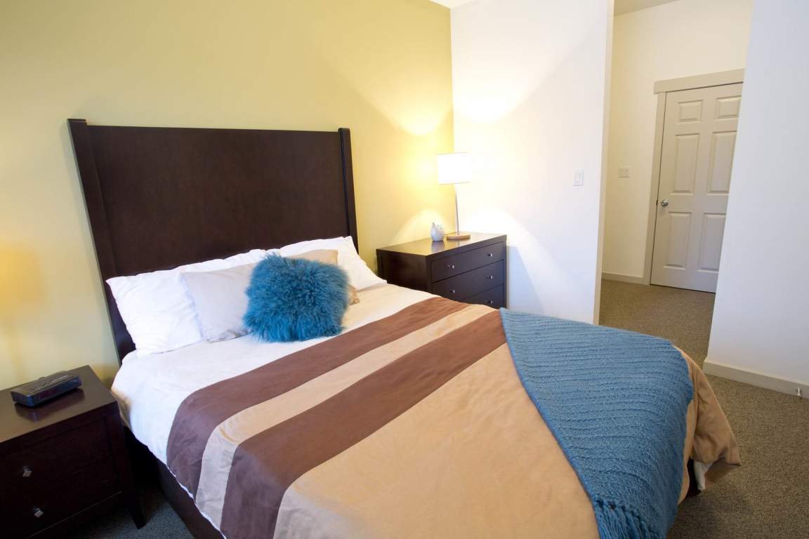 Fraser House, luxurious furnished apartments for rent in Fort McMurray