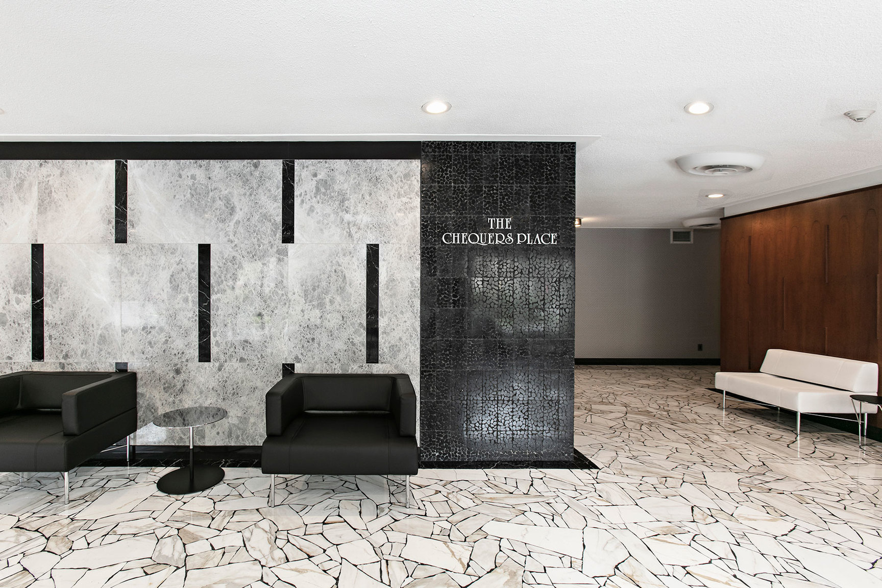 3033 Rue Sherbrooke Ouest — photo 1