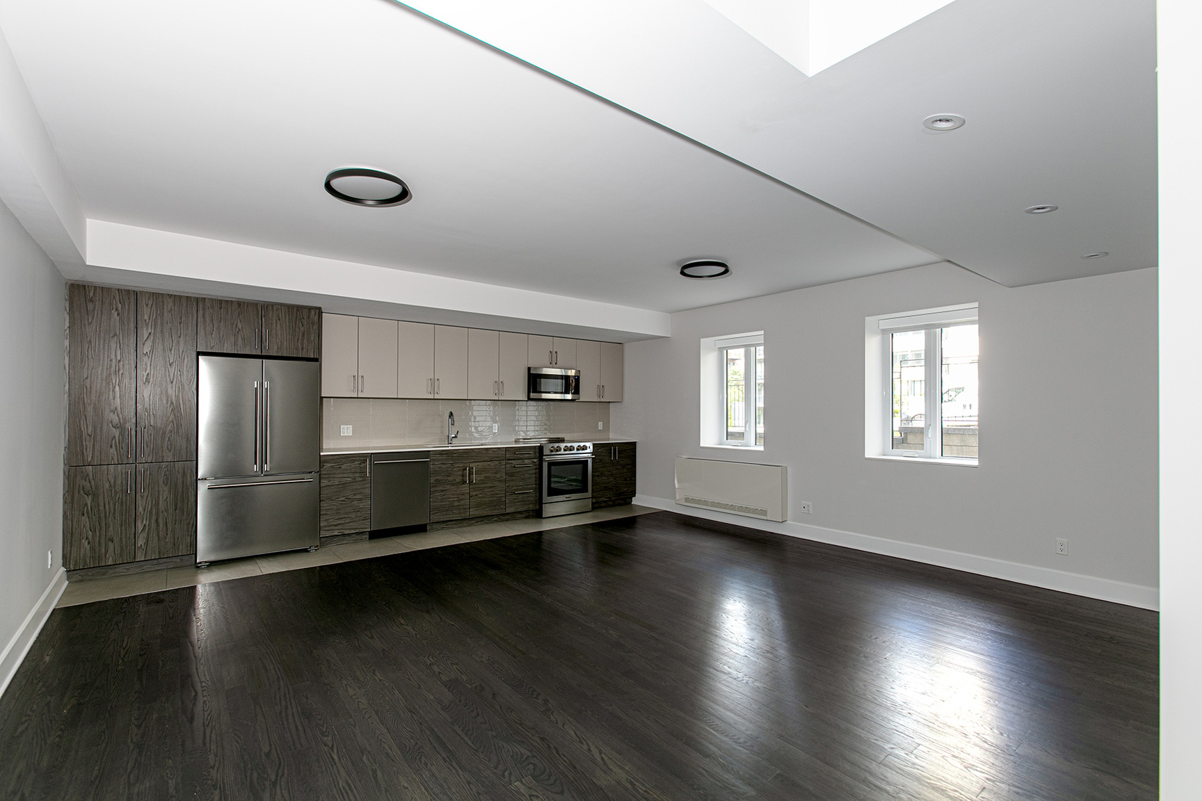 4851 CôteStLuc Road The Mooncrest 4851 Chemin de la CôteSaint