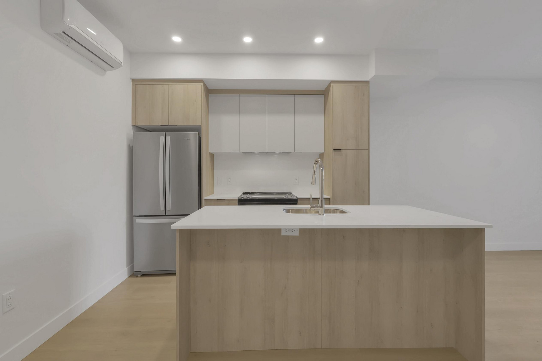 6037 Boulevard De Maisonneuve Ouest — photo 2