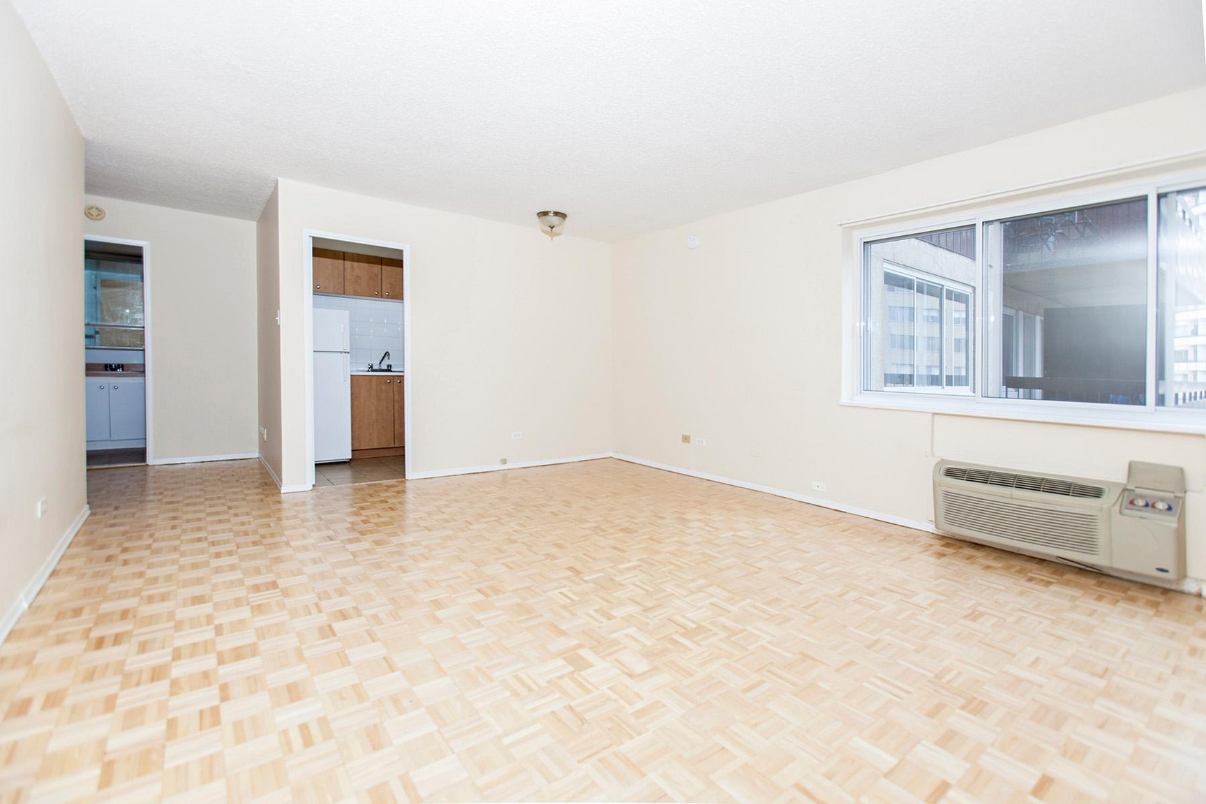 3488 Chemin de la Côte-des-Neiges — photo 1