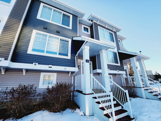 140 Youville Drive East NW - #13