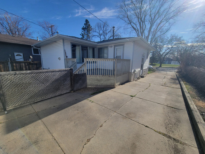 9648 153 Street NW
