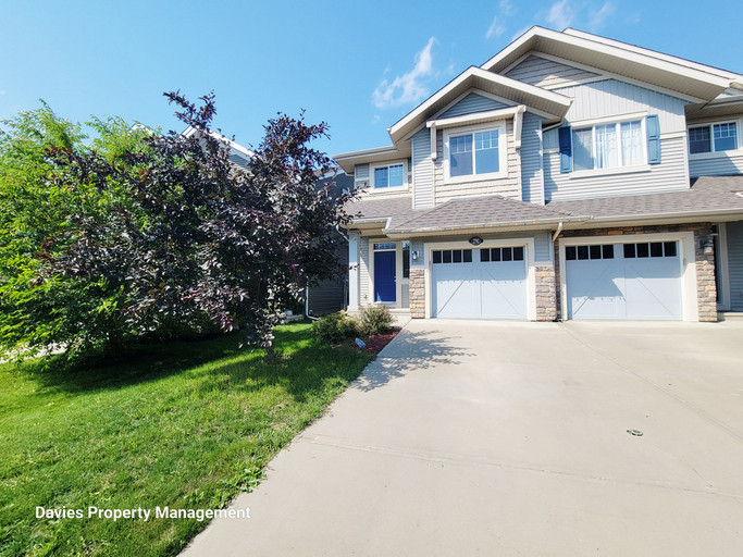 2792 Coughlan Green SW