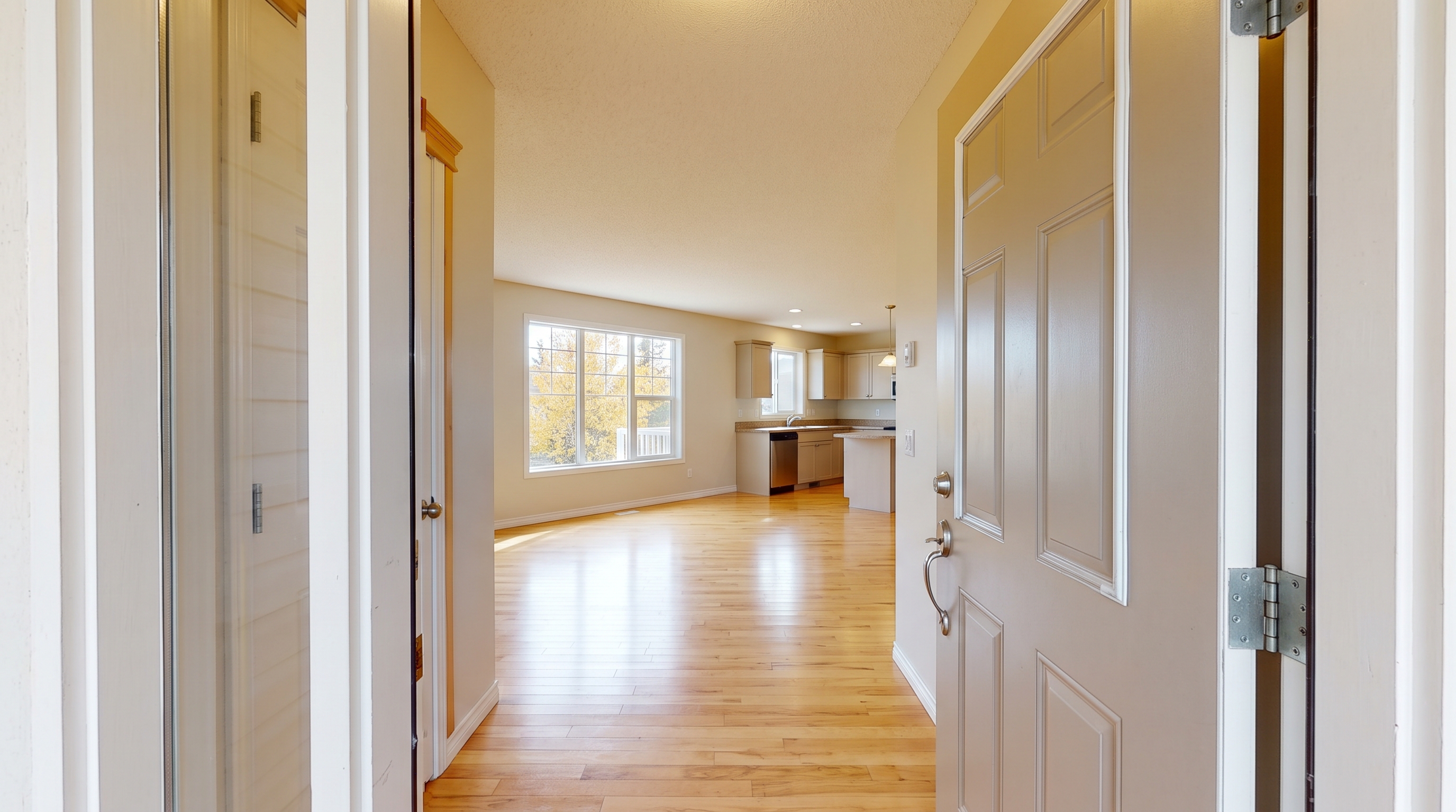 Your Edmonton Rental Listing Is Getting Views. Why Isn’t It Getting Showings? Image