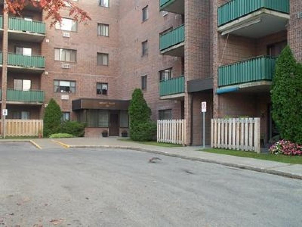 Merritt Place DH Westview