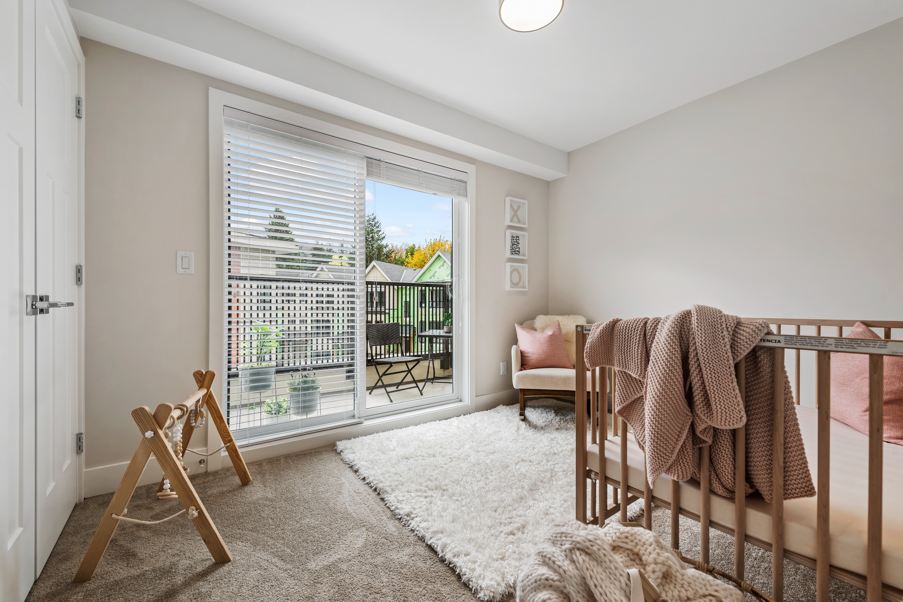 Acadia Townhomes Diverse Property Management LTD