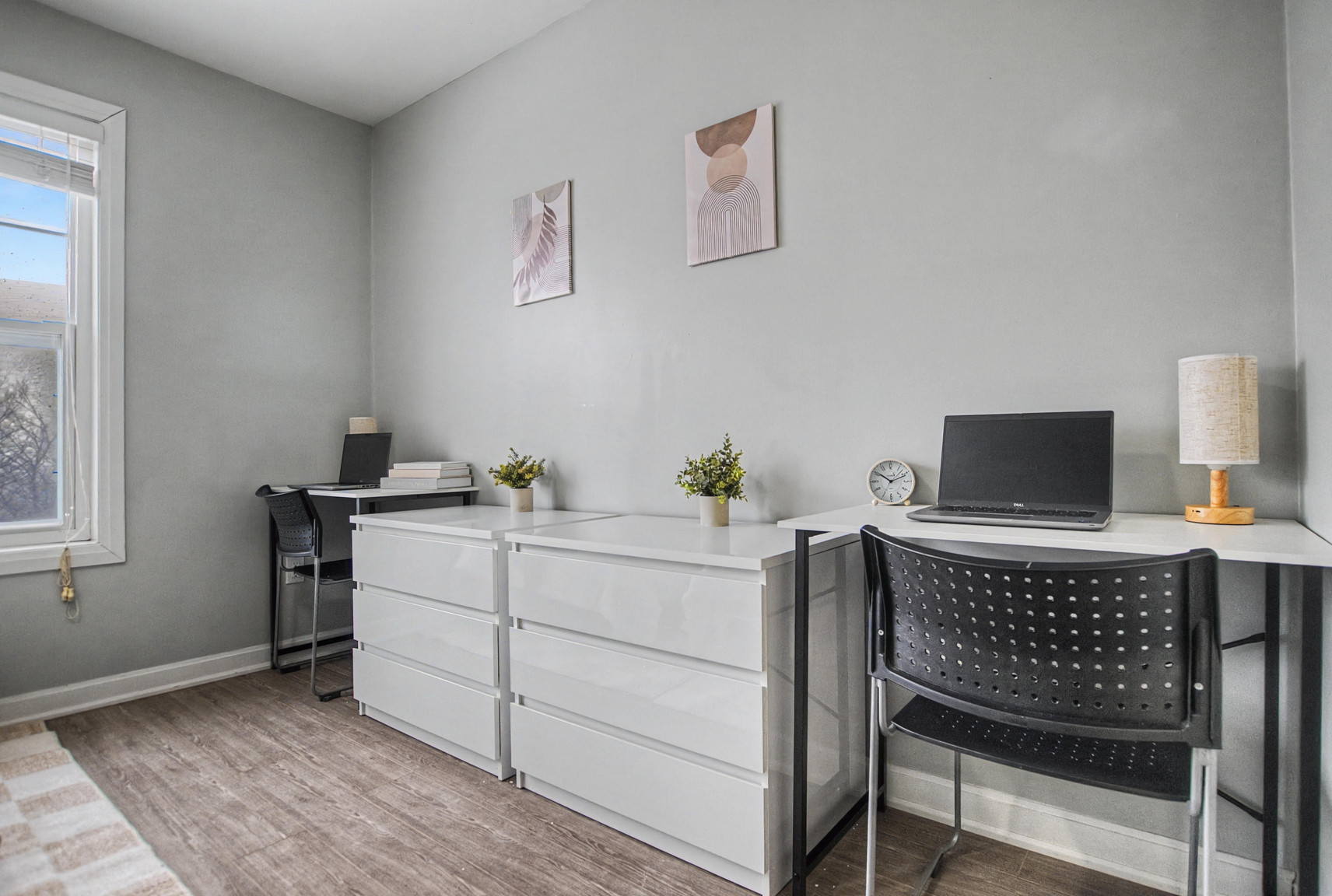 A Parent’s Guide to Affordable and Community-Focused Student Housing Near Georgian College Image