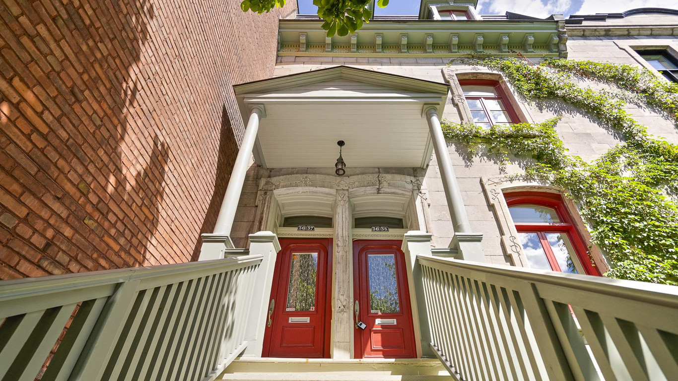 3635 Rue SainteFamille Douek Apartments