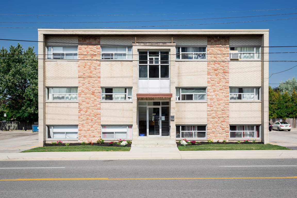 233 Mohawk Road E | Drake Property Management