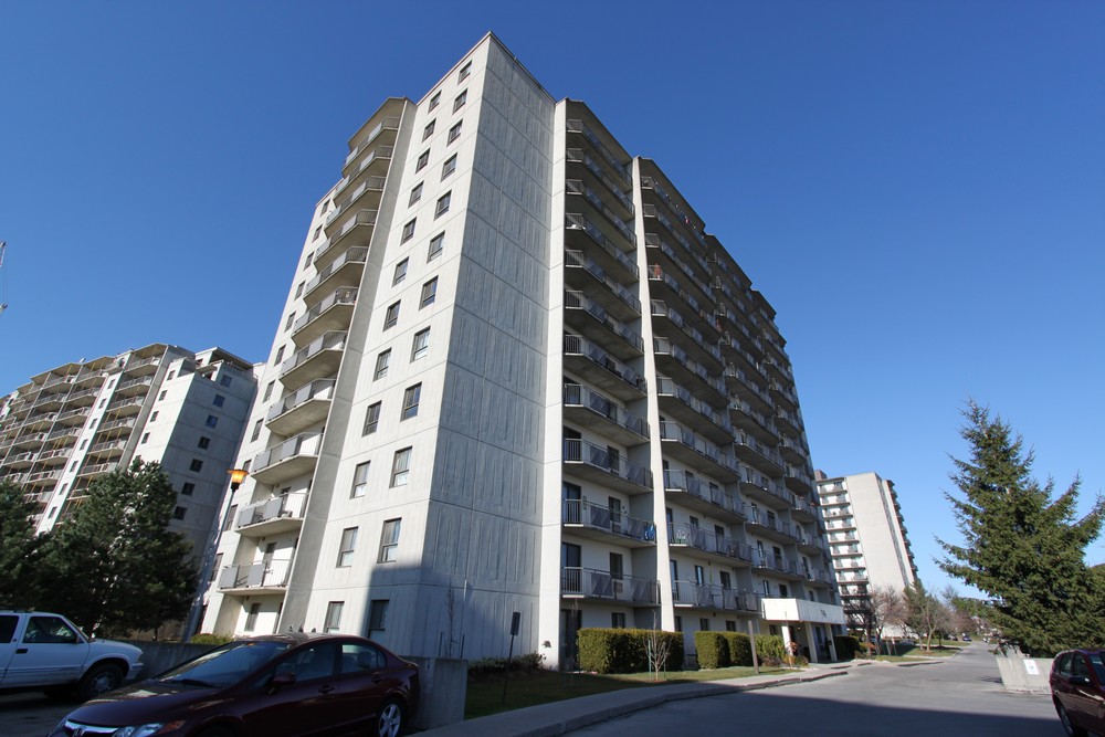710 Wonderland Road, N., London, ON N6H 4W1 — photo 3
