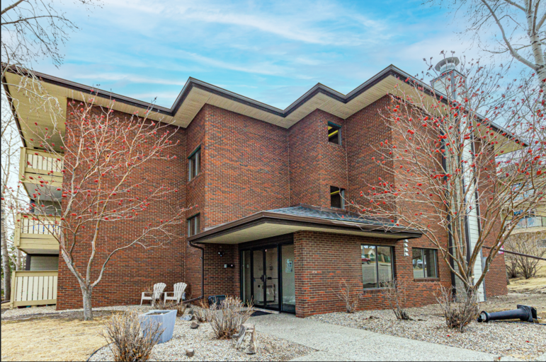 Spacious &amp; Bright 2-Bedroom Condo in Desirable Patterson Heights — Featuring In-Suite Laundry! Featured Properties