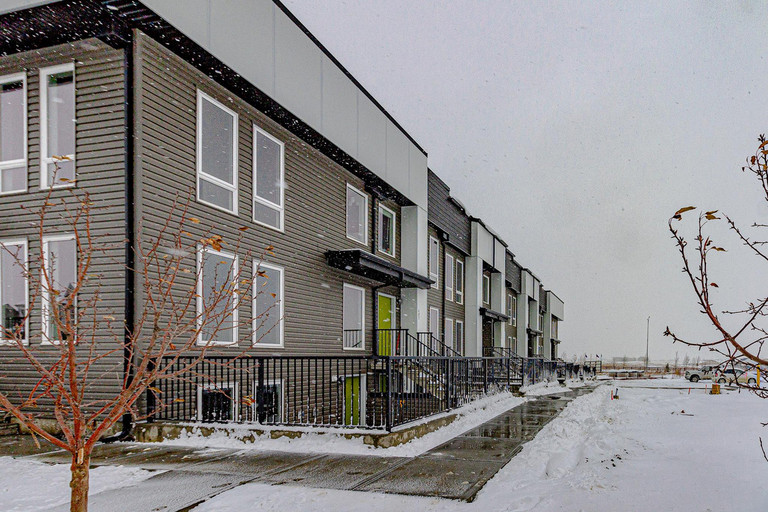 IMMACULATE Seton 1 Bed/1 Bath Featured Properties