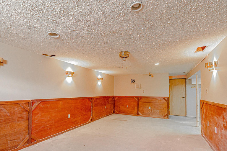 3215 Doverthorn Way SE