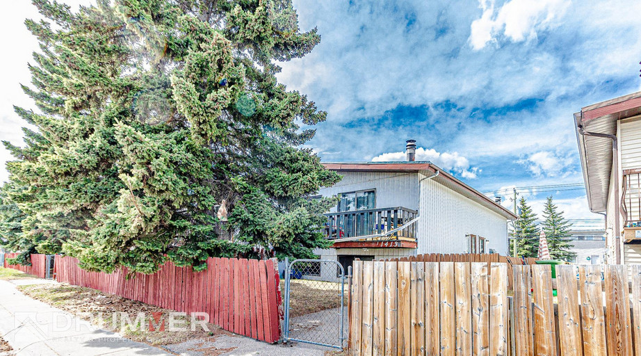 2, 1413 43 St SE Featured Properties