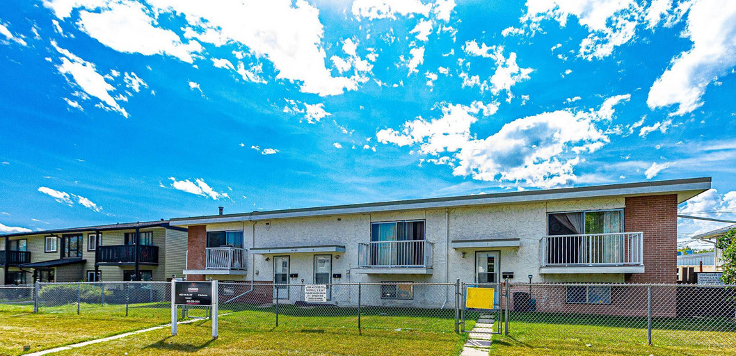 Spacious 2 Bedroom + 2 Bathroom Home in Desirable Bowness Featured Properties